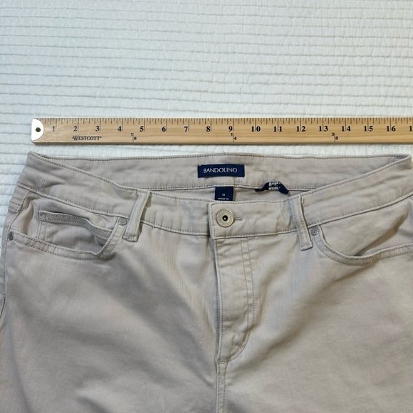 Bandolino Khaki Colored Jeans. Straight Leg. Size 14. Neutral Pants. Minimalist - Picture 7 of 7